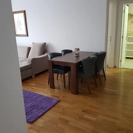 Malak Apartment *