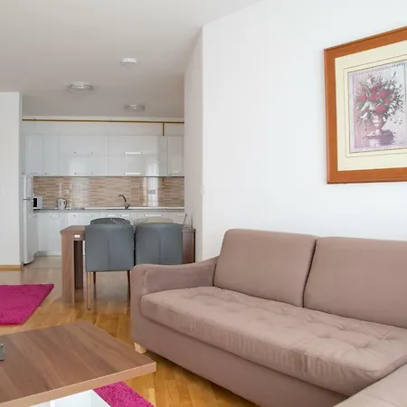 Malak Apartment *